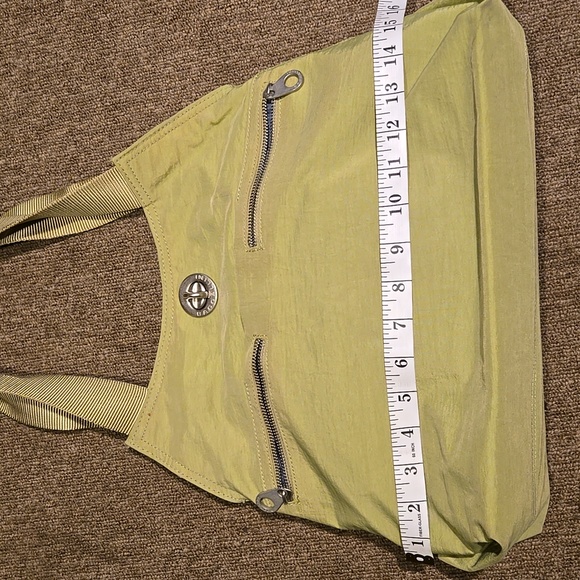 Baggallini Shoulder Bag lime green - Picture 10 of 10